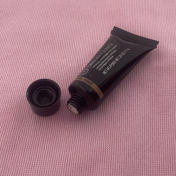 CREAMY COVERAGE CONCEALER .25 oz./ 7.1 g Dark - Picture 3 of 4